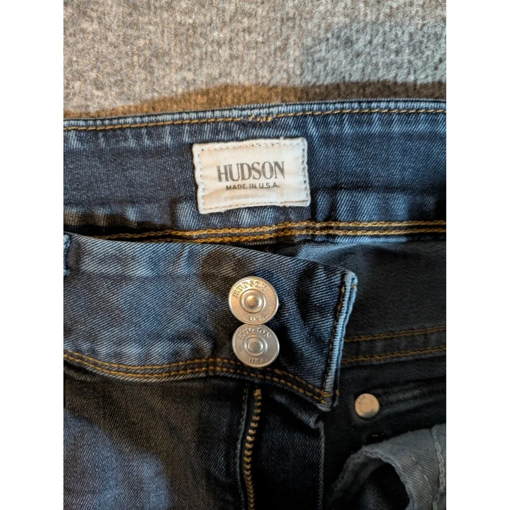 Hudsons Bay Company product pair